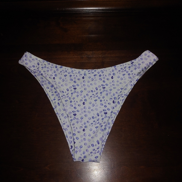 Shein Bikini Bottom - Picture 1 of 3